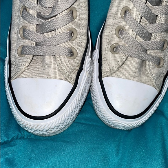 Converse Cream Canvas Sneakers (6.5) - Picture 8 of 9